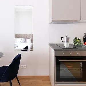 Apartment Arbio I Design Near Charlottenburg Palace, Berlin