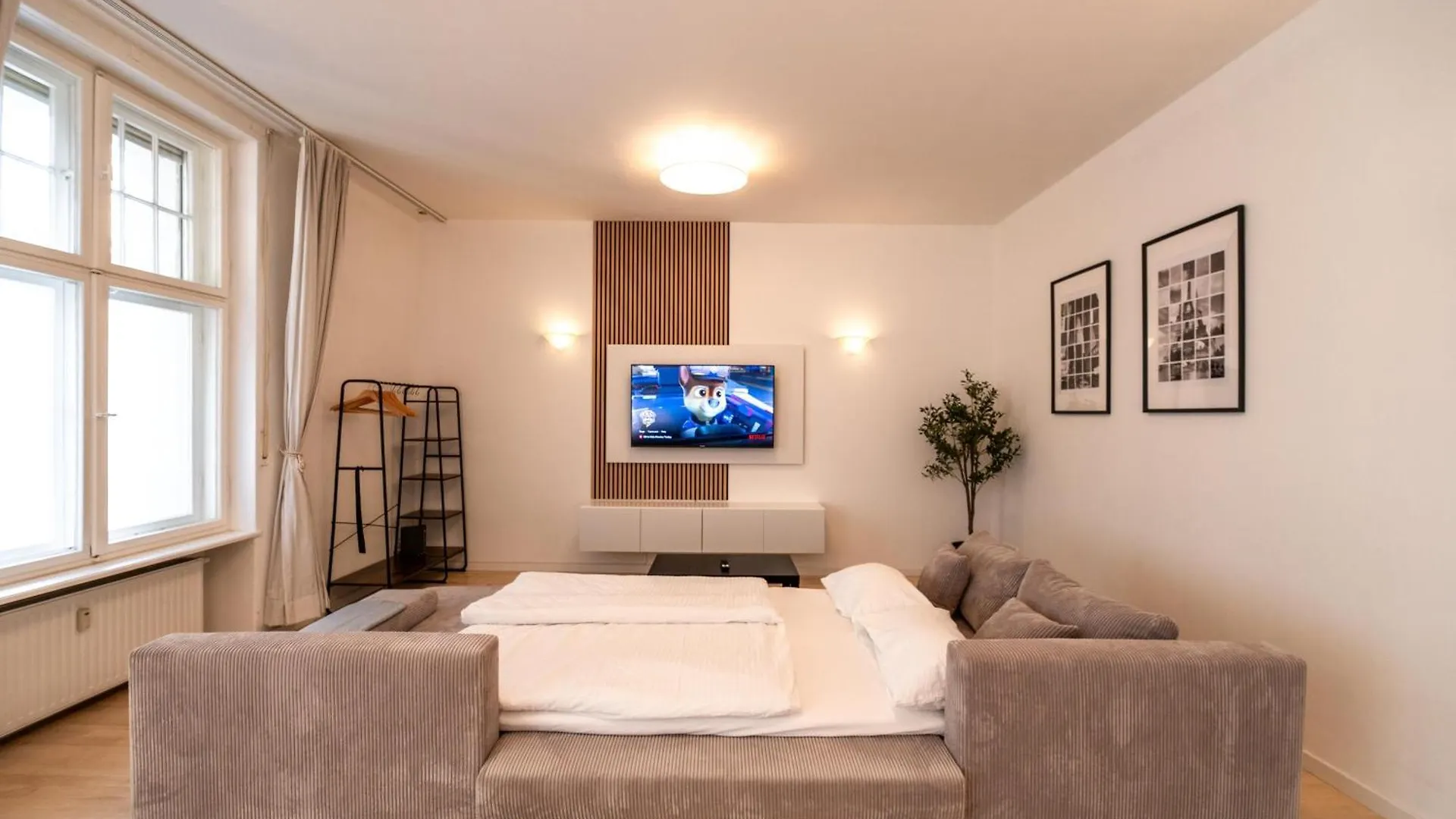 Evostay - Grosses Apartment In Zentraler Lage Berlin 0*,